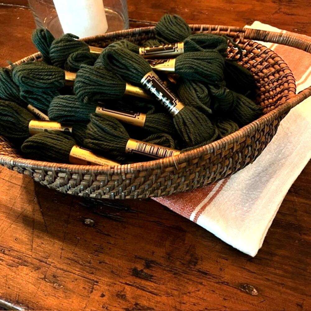 Lot of 30 Anchor Tapisserie Wool Yarn 9080 Skeins Dark Green Needlepoint Craft
